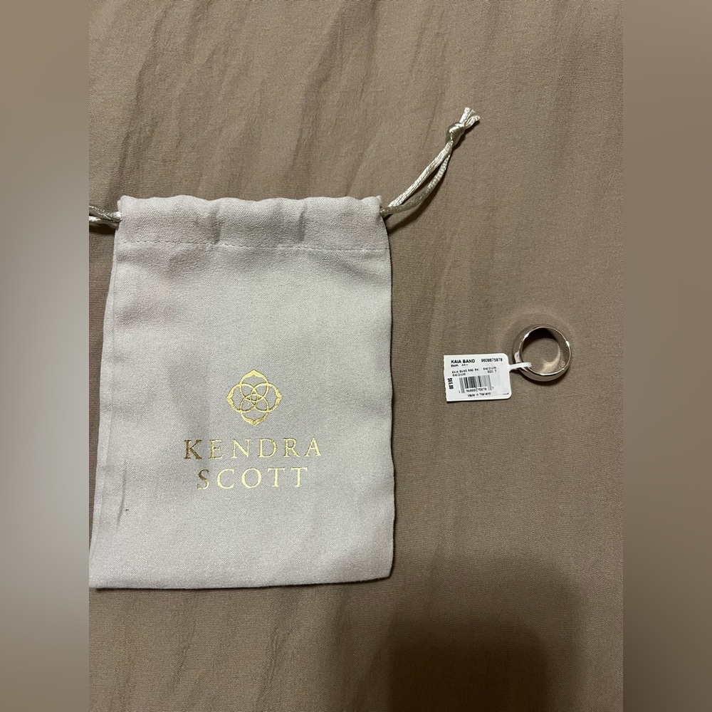 NWT Kendra Scott Ring/Earring Kaia Set - Picture 7 of 9